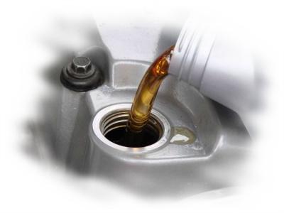 Ce fel de ulei se toarnă în motorul mașinii?